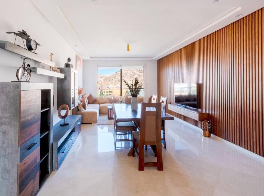 Luxury 2 Bedroom With Mountain View